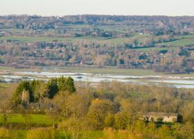 Reux, vue du marais de la Touques (photo : S. Dutacq)