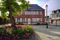 Mairie de Le-Breuil-en-Auge